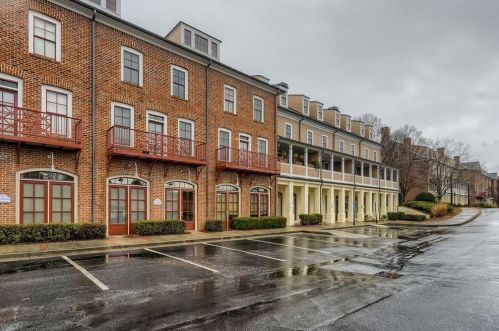 4756 Ivy Ridge Dr, Atlanta GA  30339 exterior