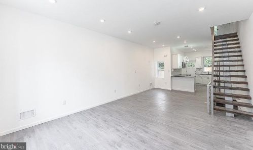 2707 Berks St, Philadelphia, PA 19121-2638