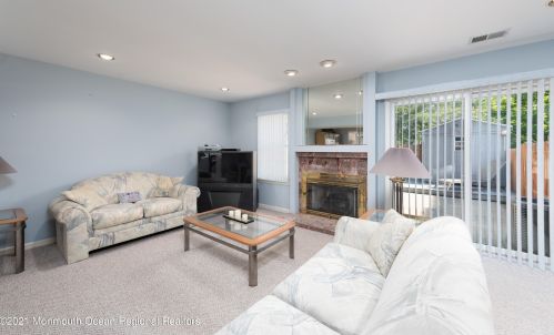 3 Fieldcrest Way, Hazlet, NJ 07730-1947