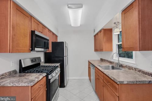 12002 Cook Ct, Silver Spring MD 20902-2112 exterior