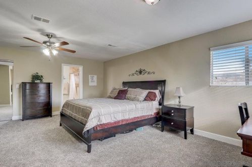 145 El Valle Opulento, Vista CA 92083-7708 exterior