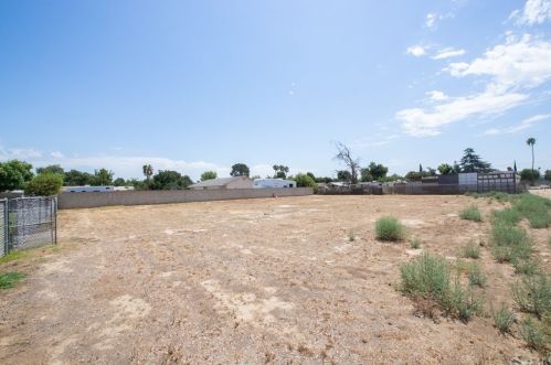 5550 Jurupa Ave, Riverside CA 92504-1252 exterior