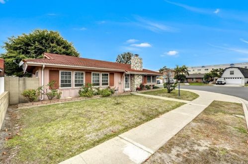 17163 Santa Barbara St, Santa Ana, CA 92708-3317