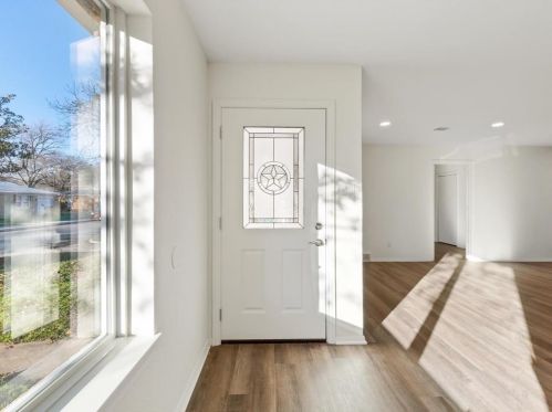 5752 Tracyne Dr, Fort Worth TX  76114-4216 exterior