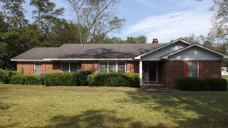 304 Knox Ave, Donalsonville, GA 39845-1310