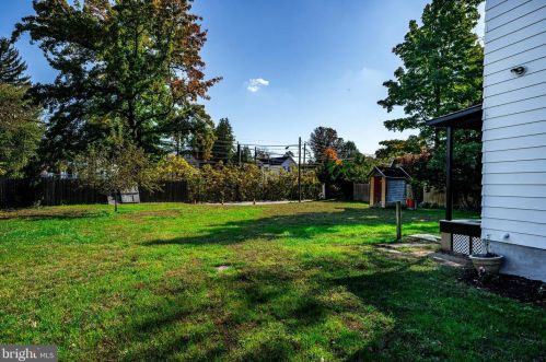 115 Washington Ave, Tavistock NJ  08033-3320 exterior