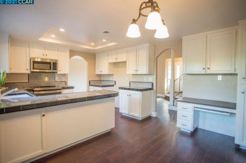 942 Meadowvale Ct, Pacheco, CA 94553-4737