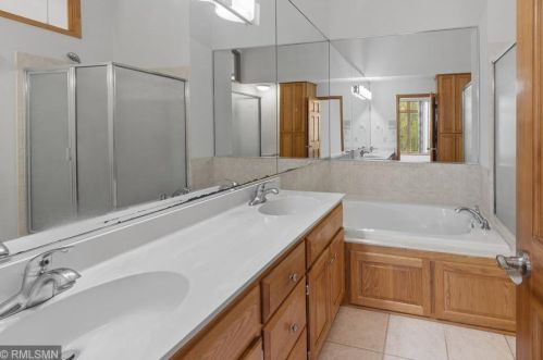 4211 Bristol Run, Saint Paul MN  55126-1410 exterior