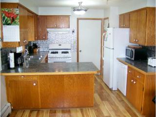 519 Barry Ave, Hinckley, MN 55037-8320
