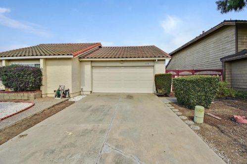 1058 Dempsey Rd, Milpitas, CA 95035-6917