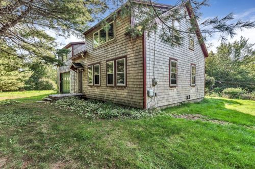 560 The Shore Rd, Castine, ME 04421-3212