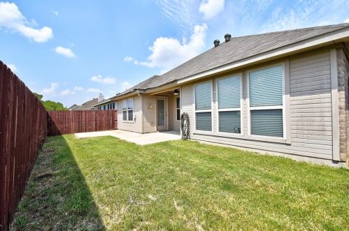 4733 Homelands Way, Fort Worth TX  76135-1666 exterior