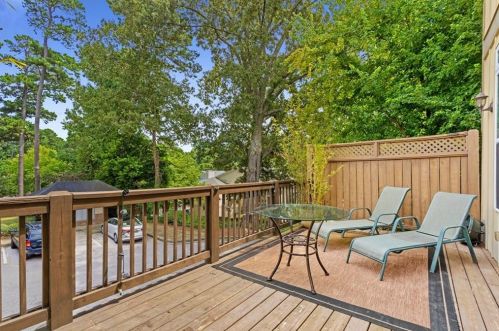 2130 Havenwood Trl, Atlanta GA  30319-4018 exterior