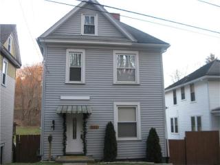 511 Mckinley Ave, Butler, PA 16001-4105