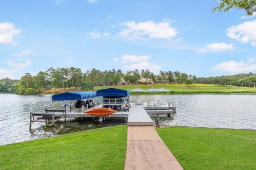 1070 Plantation Point Dr, Reynolds Plantation, GA 30642-4986