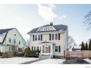 270 Brooklawn Ter, Fairfield, CT 06825-1712