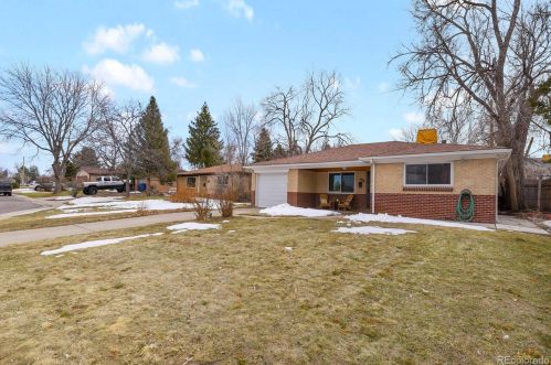 5860 34th Ave, Denver, CO 80212-7107