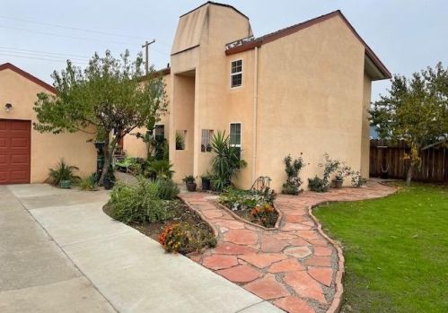 318 Cypress St, Lodi, CA 95240-5911