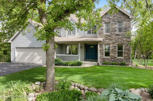 1036 Golden Ave, Bull Valley, IL 60098-3686