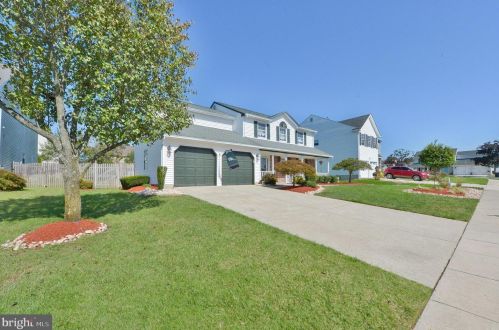 4 Spicebush Ct, Erial, NJ 08081-1647