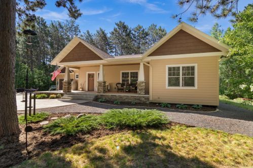 19375 Woods Edge Trl, Brainerd, MN 56401-3160