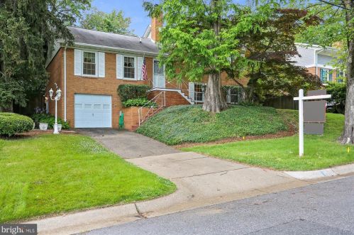 10708 Stoneyhill Dr, Silver Spring, MD 20901-1541