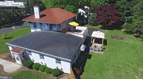 25 Roosevelt Blvd, Lancaster PA  17601-4039 exterior