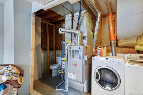 19551 Batavia Dr, Aurora CO  80011-5310 exterior