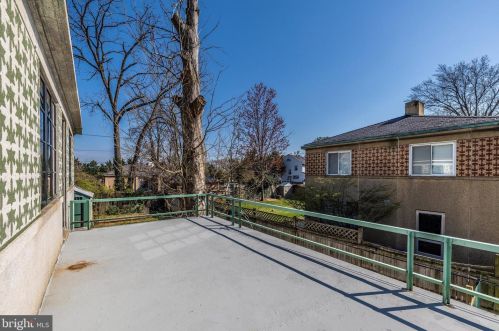 9923 Sutherland Rd, Silver Spring MD 20901-2314 exterior