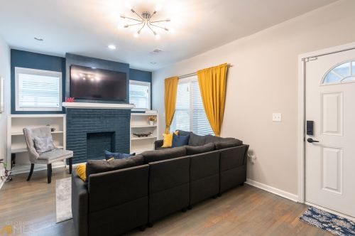 864 Dill Ave, Atlanta GA  30310-4245 exterior