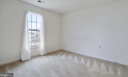 399 Lord Fairfax St, Charles Town WV  25414-2609 exterior