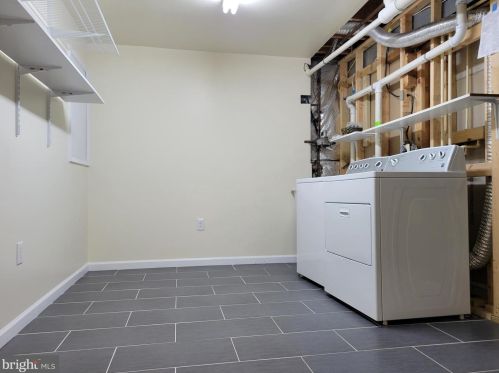 2707 Deer Ridge Dr, Silver Spring MD 20904-7140 exterior