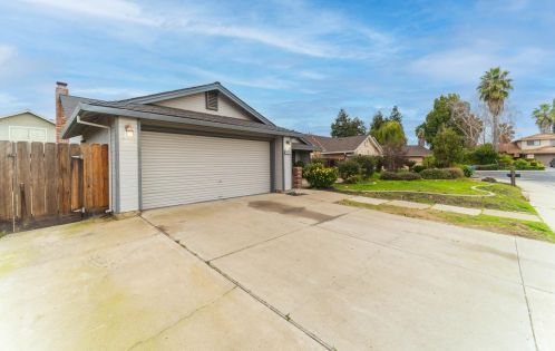 1553 Chaffin Pl, Manteca, CA 95336-6242