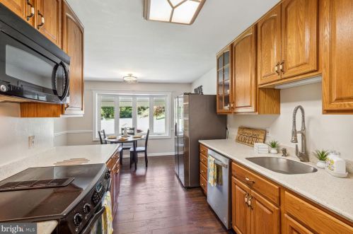 2012 Kings House Rd, Silver Spring MD 20905-4224 exterior