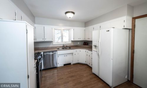 2437 Hillside Rd, Saint Paul MN  55110-5535 exterior