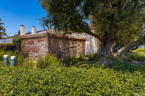 2011 Katella Ave, Anaheim CA  92804-6524 exterior