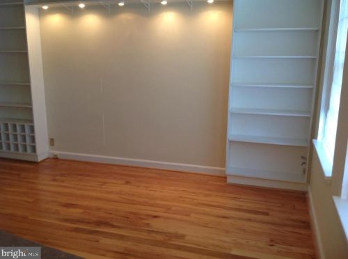 4445 36th St, Arlington VA  22206-1817 exterior