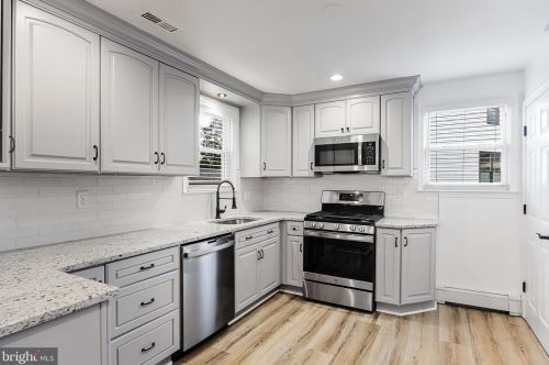 347 Ardmore Ave, Tavistock NJ  08033-1001 exterior