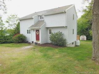 29 Pawcatuck Ave, Pawcatuck, CT 06379-2421