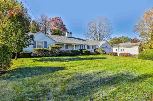 1 Herrick St, Nashua, NH 03060-5819