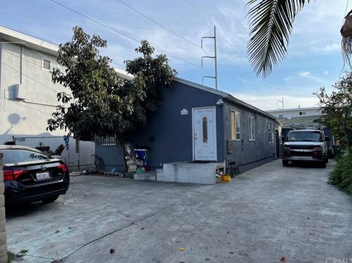 4706 118 St, Hawthorne CA 90250-2130 exterior