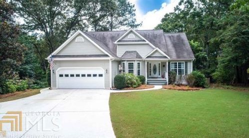 45 Stillwater Ct, Newnan, GA 30263-7017
