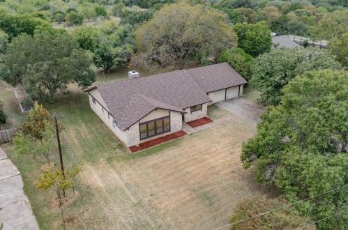 13312 Onion Creek Dr, Manchaca, TX 78652-6810