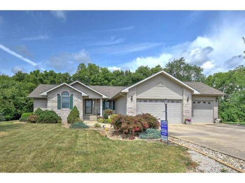 117 Cardinal Dr, Macon, IL 62544-7076