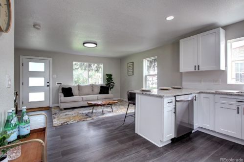 2665 Olive St, Denver CO  80207-2916 exterior