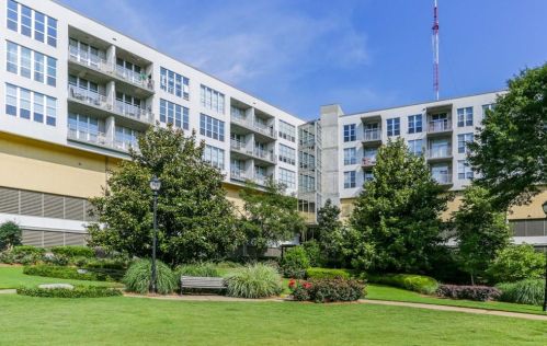 245 Highland Ave, Atlanta GA  30307-1961 exterior