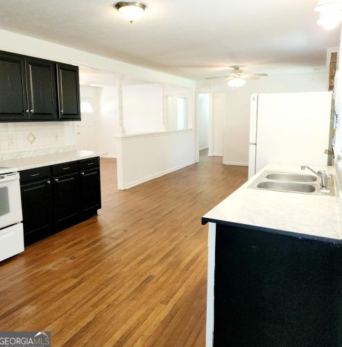 1796 Hickory St, Conyers GA  30013-1646 exterior