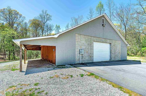 5149 Highway 155, Stockbridge GA  30281-1801 exterior