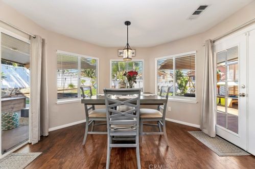 8517 Rosemary Dr, Riverside CA  92508-2921 exterior