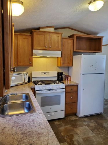 49 Fullam Cir, Allenstown, NH 03275-2286